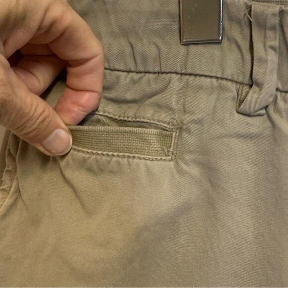 Quicksilver Tan Flat Front Chino 10" Inseam Shorts Size 38 - Picture 9 of 13